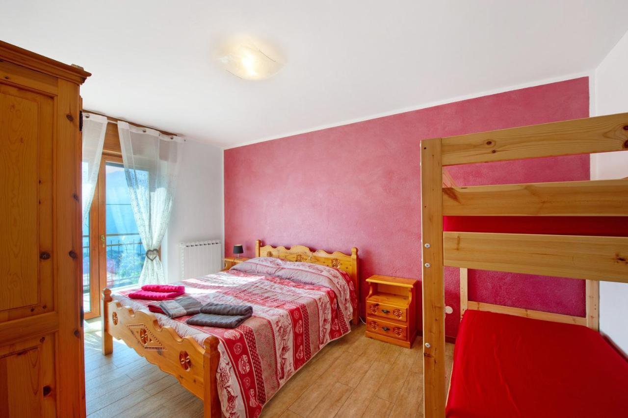 Ferienwohnung Il Piccolo Nido Aosta Exterior foto